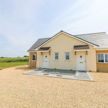 5 Yarmouth Cottages Freshwater Exterior foto